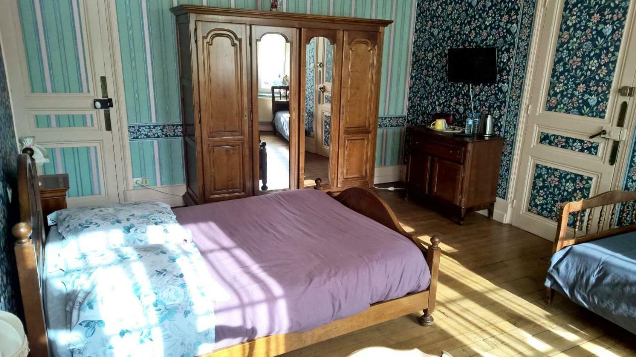 Bed and Breakfast Le Point Du Jour Revin  Екстер'єр фото